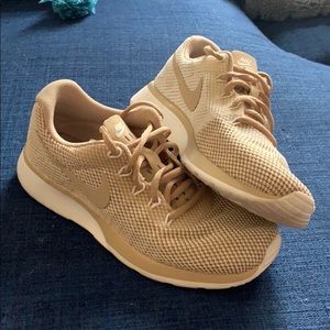 Women’s Nike Shoes